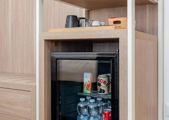 Belltower Elegans 4*