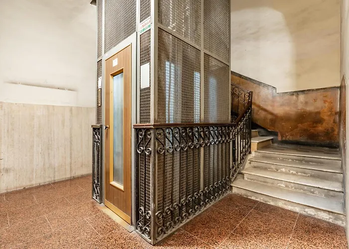 Belltower Elegans 4*