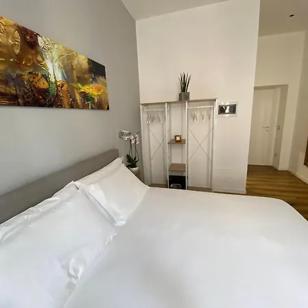 Belltower Elegans 招待所 罗马