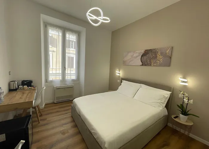 Belltower Elegans 게스트하우스 4*