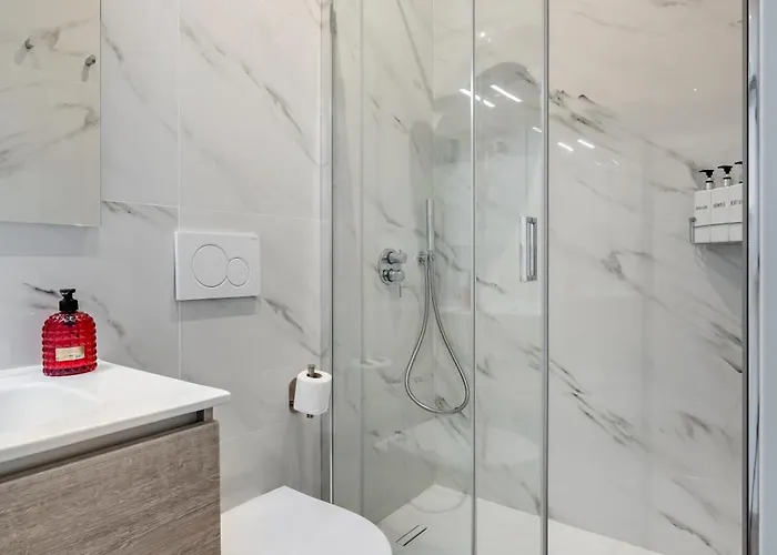 Belltower Elegans Affittacamere