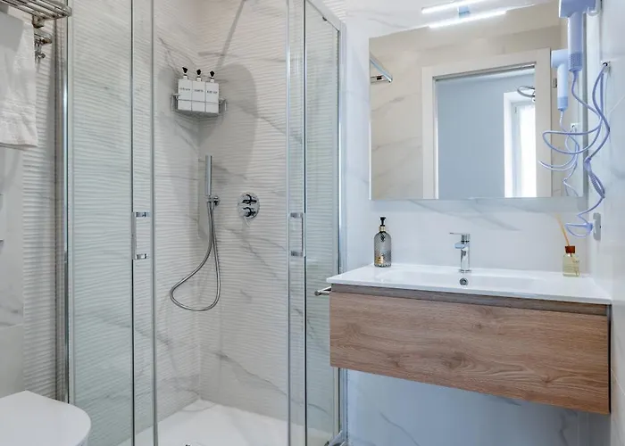 Belltower Elegans Affittacamere 4*